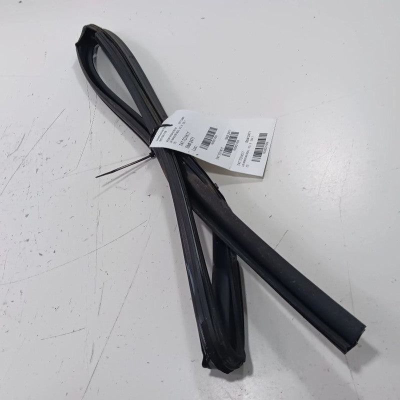 Toyota Camry Door Glass Window Seal Rubber Left Rear Back 2012 2013 2014 