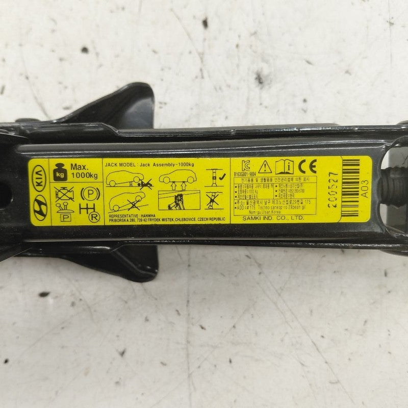 Hyundai Kona Spare Tire Changing Jack  2021 2020 2019