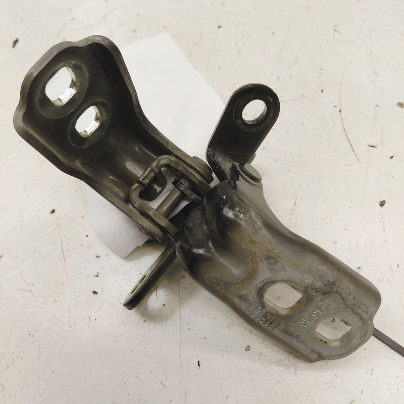 Cadillac XTS Door Hinge Set Left Front Driver      2016 2017 2018