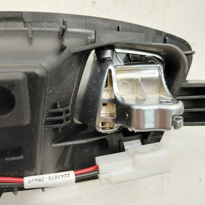 Chrysler 300 Door Handle Right Passenger Front Interior Inside  2017 2