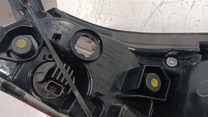 8156006A20 Driver Left Tail Light Brake Lamp Quarter Panel Mntd Clear Lens Fits 18-19 CAMRY