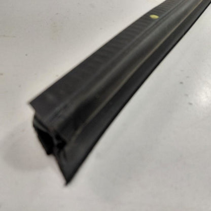 Buick Encore Right Front Weather Strip Interior  2020 2019 2018 OEM