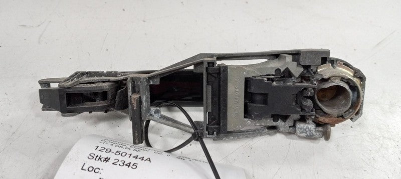 3B0837207GGRU Door Handle Exterior Assembly City Canada Only Front Fits 00-11 GOLF 