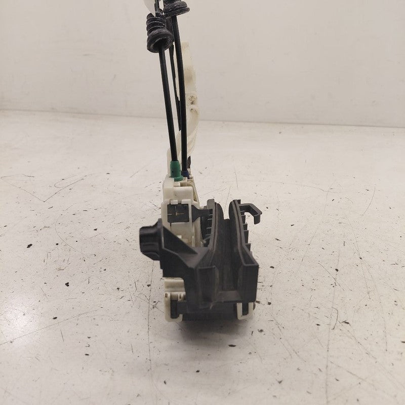 2018 Fiat 500 X Model Door Latch Lock Right Passenger Front