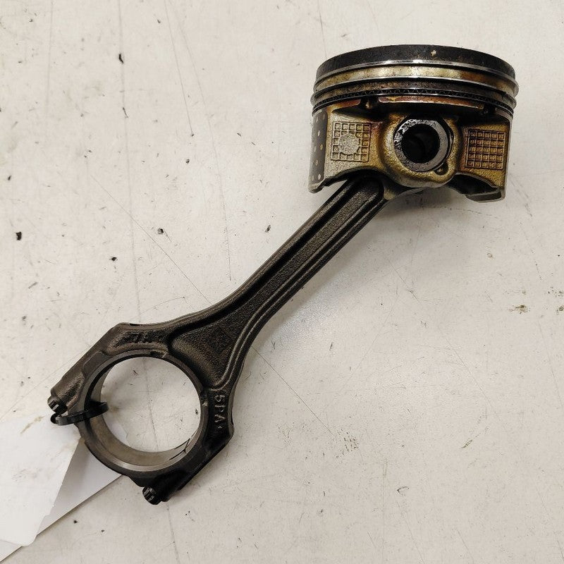 Honda CR-V Single Piston With Connecting Rod   1.5 2017 2018 2019