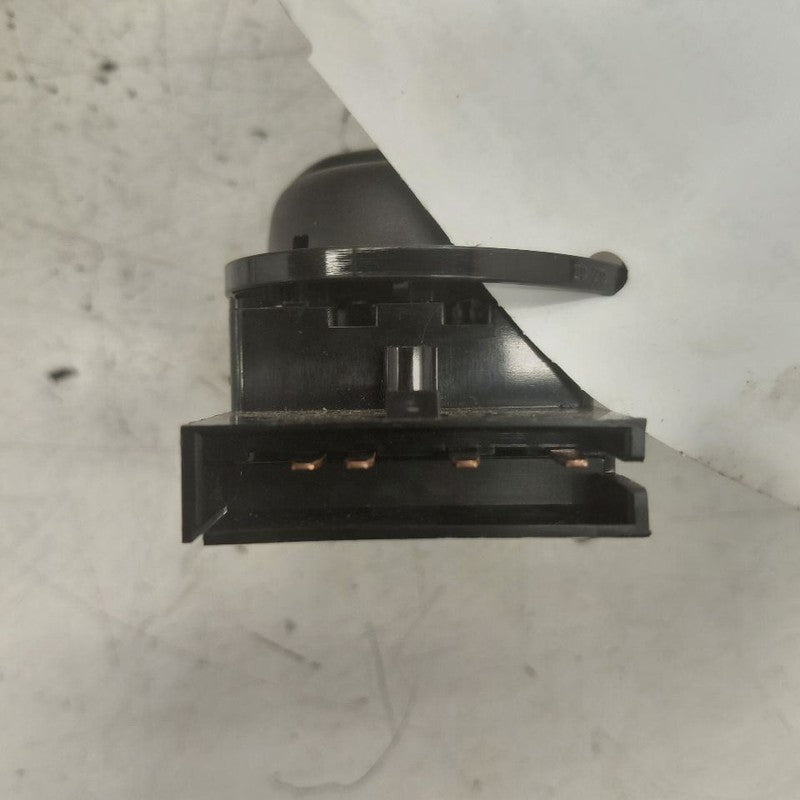Chevy Equinox Driver Left Side Seat Lumbar Switch  2024 2023 2022