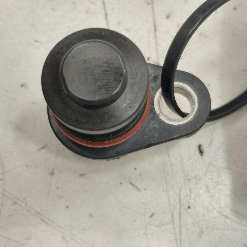 Chevy Volt Camshaft Cam Shaft Position Sensor  1.5 2019 2018 2017 2016