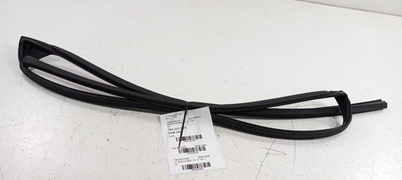 Subaru Impreza Door Glass Window Seal Rubber Left Driver Front 2020 2019 2018 17