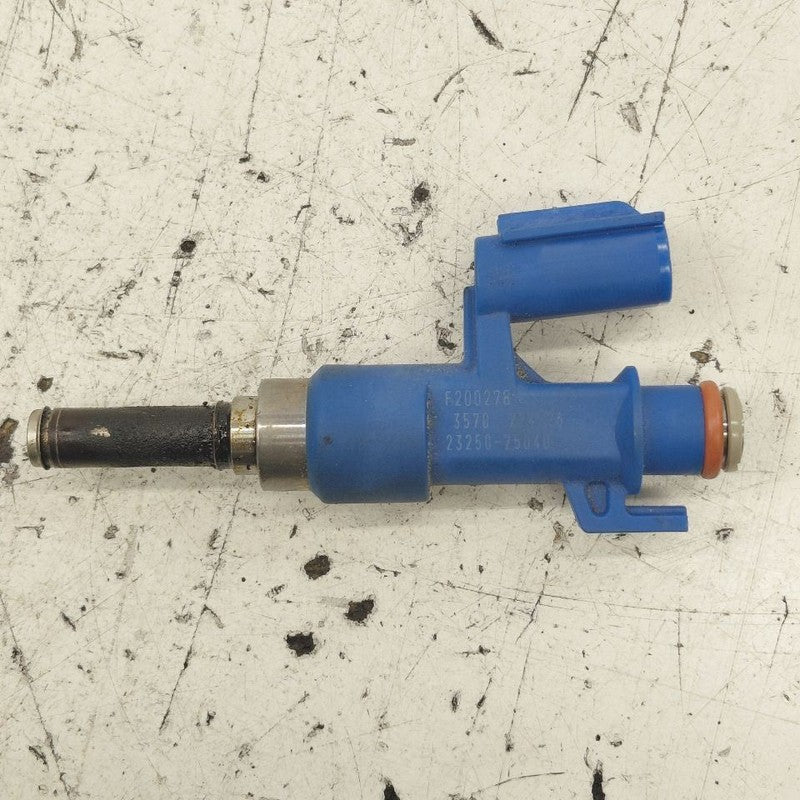 Upper Fuel Injection Injector Fits 22-25 Lexus NX350