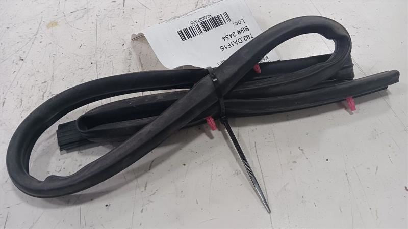 Nissan Rogue Cowl Vent Panel Hood Rubber Seal  2014 2015 2016 2017 OEM