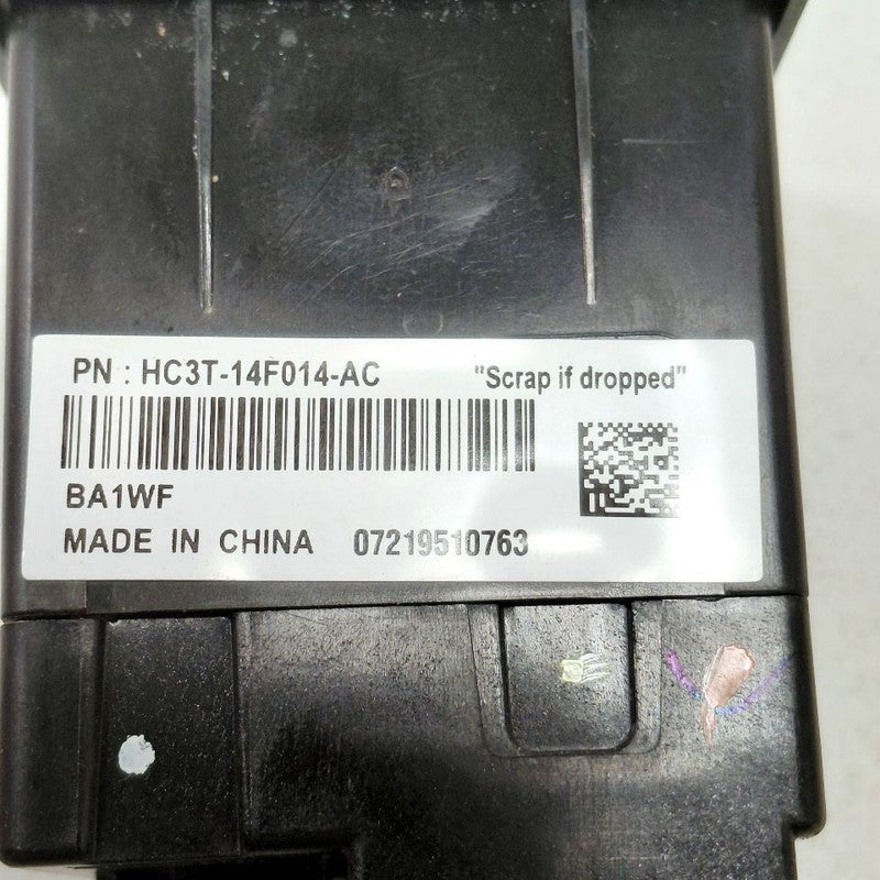 Ford Edge USB Plug In Hub Port  2019 2020 2021 2022 2023 2024 OEM