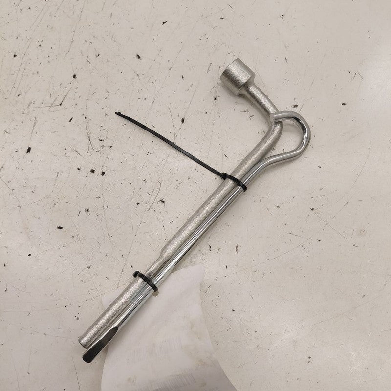 Honda HR-V Spare Tire Changing Wrench Tool  2026 2025 2024 2023