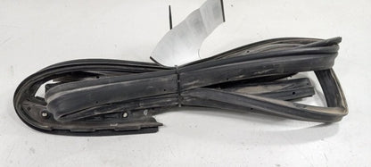 Subaru Legacy On Door Seal Rubber Right Passenger Rear Back 2010 2011 