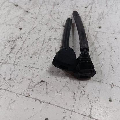 Fiat 500 Windshield Wiper Washer Fluid Hood Sprayer Nozzles 2018 OEM