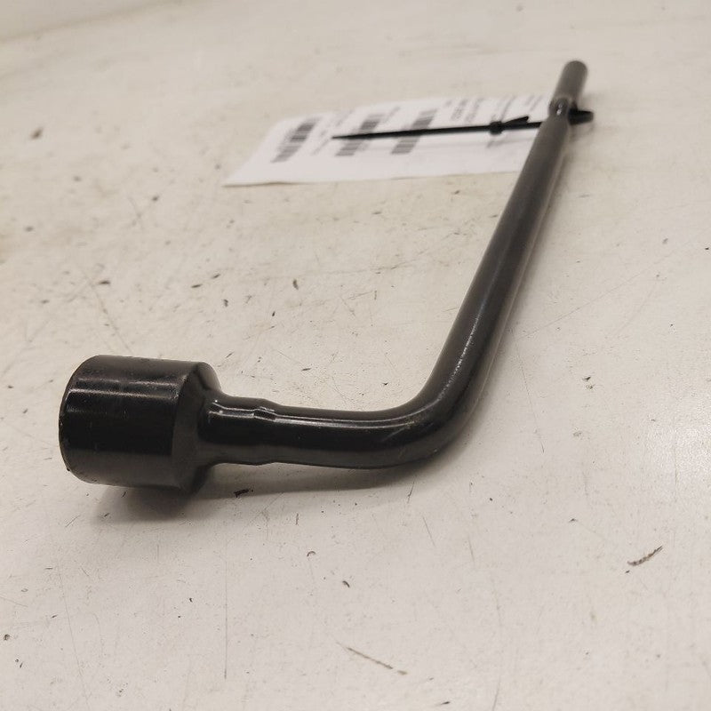 Hyundai Kona Spare Tire Changing Wrench Tool  2021 2020 2019
