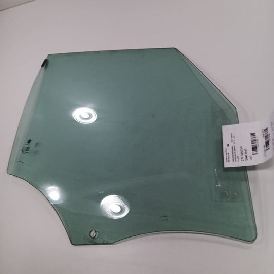 Passenger Right Front Door Window Glass 4 Door L Model Fits 14-17 FIAT