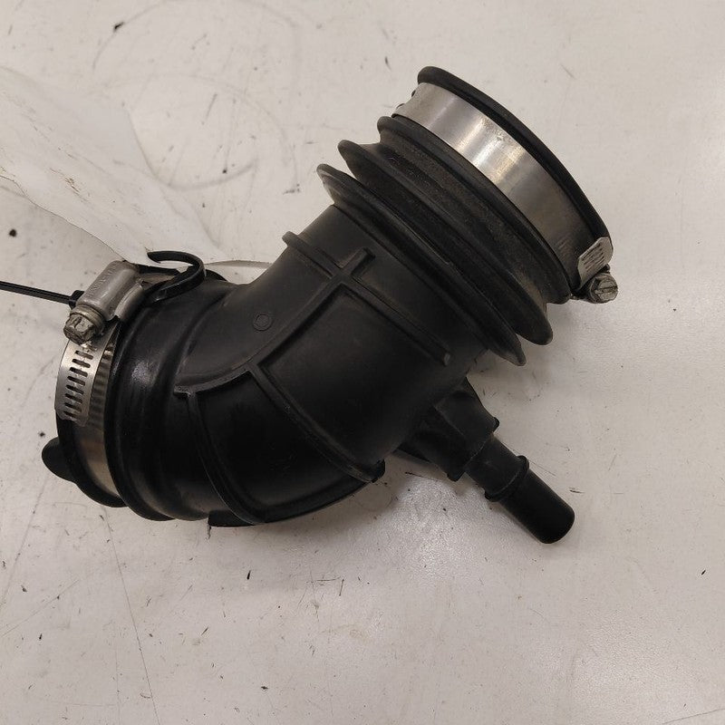 Ford Escape Air Cleaner Tube Intake Hose  2.5 2020 2021 2022