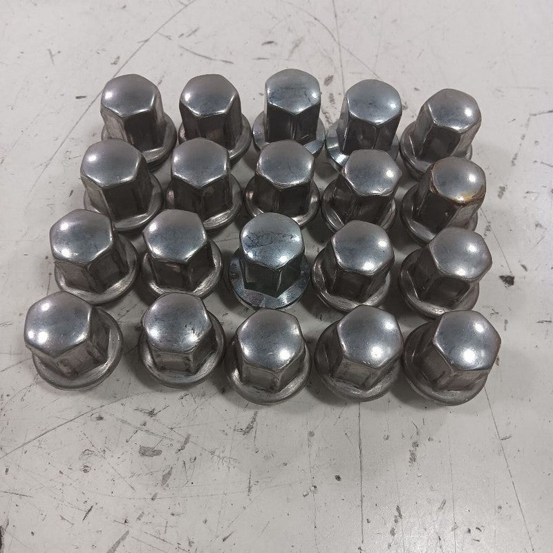 Chevy Trailblazer Lug Nut Set  2021 2022 2023 2024 2025