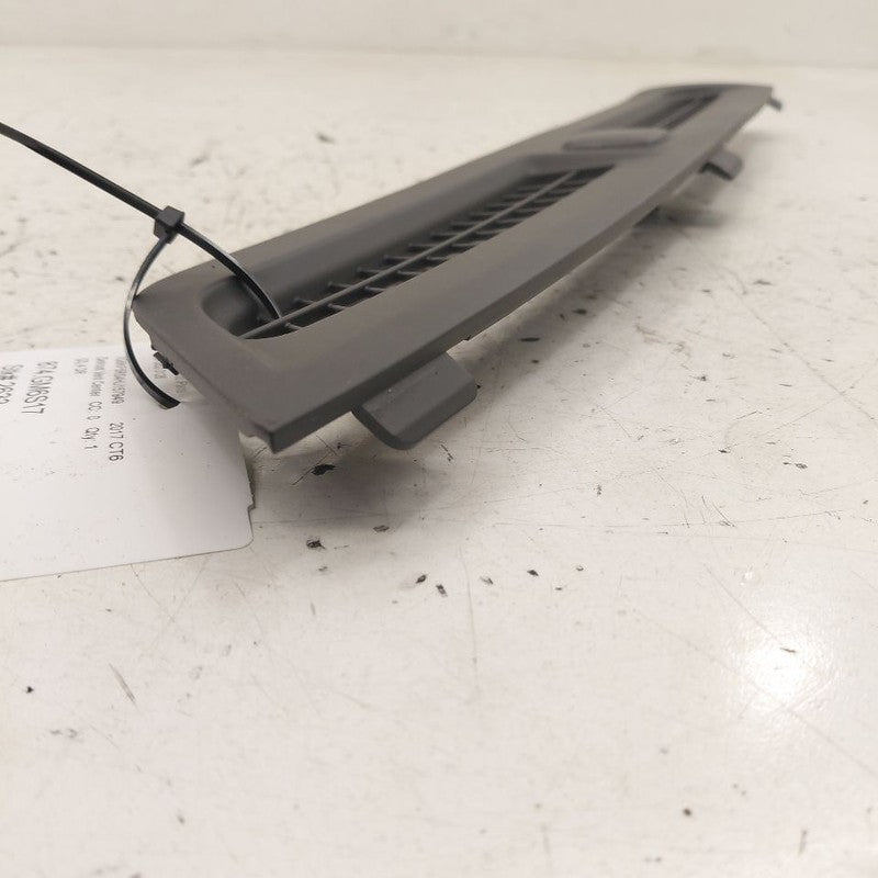 Cadillac CT6 Defrost Vent Center Middle  2018 2017 2016