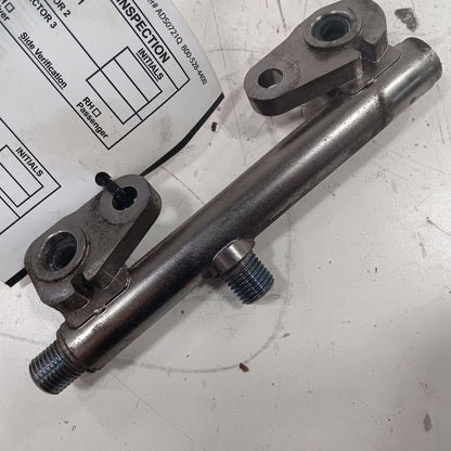 Subaru Crosstrek Driver Left Side Fuel Rail Injection Injector Mount B