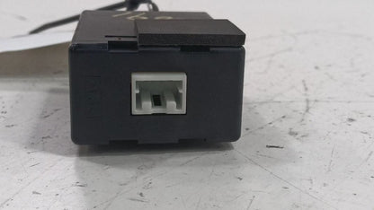 Theft-locking Card Slot Control Fits 08-13 INFINITI G37 533607 OEM