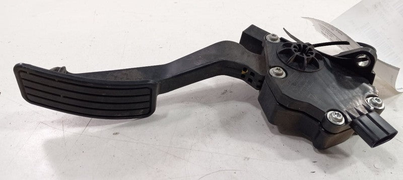 Subaru Legacy Gas Pedal 2010 2011 2012