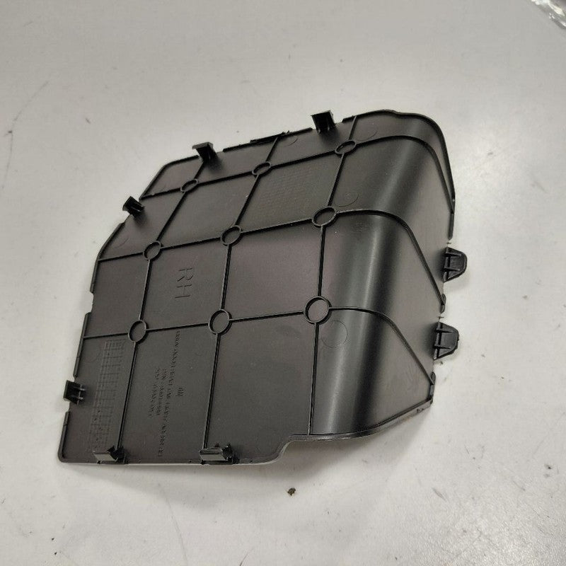 Buick Encore Passenger Right Side Taillamp Access Panel {95914498} 2022 2021