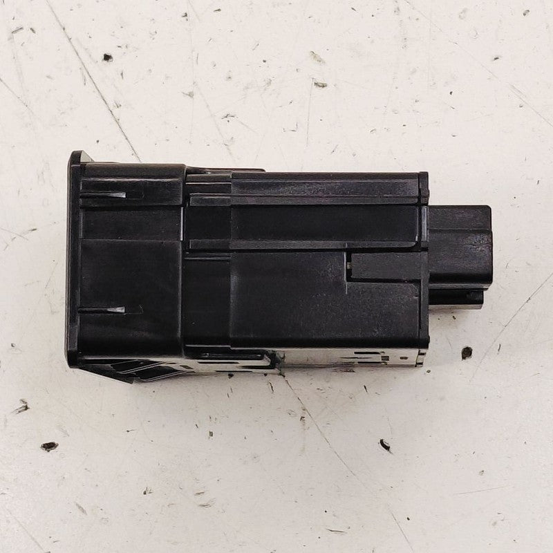Buick Encore GX USB Plug In Hub Port  2020 2021 2022 2023