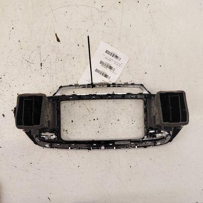 Kia Sorento Dash Air Vent Center Middle  2018 2017 2016