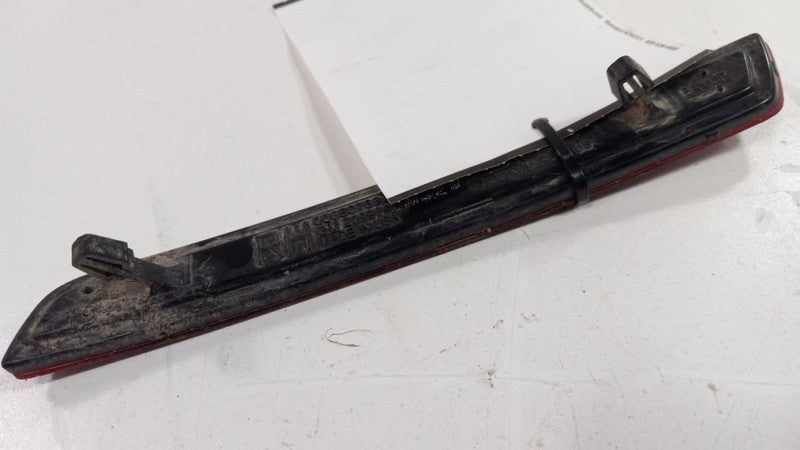 Chevy Malibu Rear Marker Light Lamp 2013 2014 2015 2016