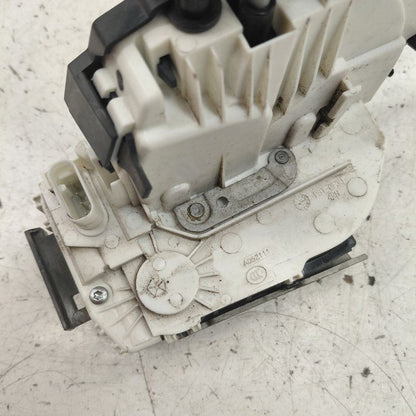 Jeep Cherokee Door Latch Lock Right Passenger Front  2019 2020 2021