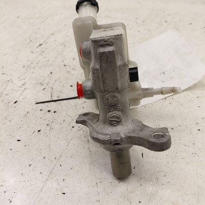 Brake Master Cylinder Fits 12-19 Nissan Versa