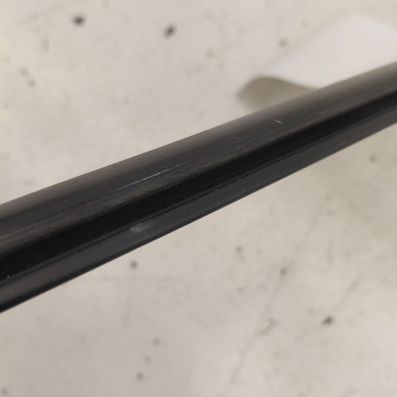 Mitsubishi Outlander   Door Glass Window Weather Strip  Front Left Dri