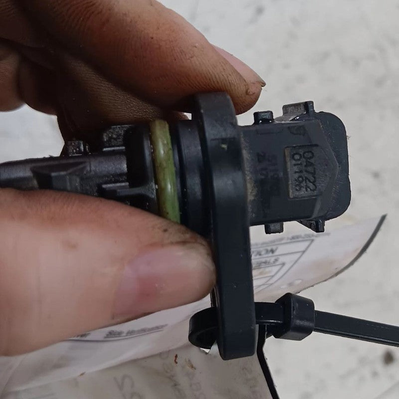 Nissan Kicks Camshaft Cam Shaft Position Sensor  1.6 2021 2022 2023 2024