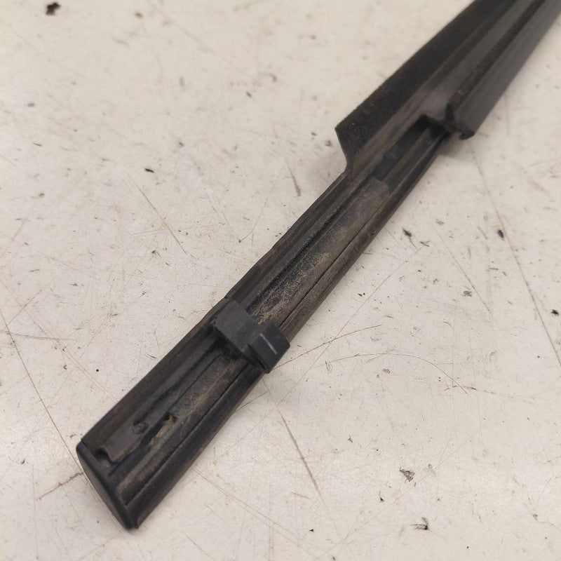 Mitsubishi Outlander   Door Glass Window Weather Strip Rear Right Pass