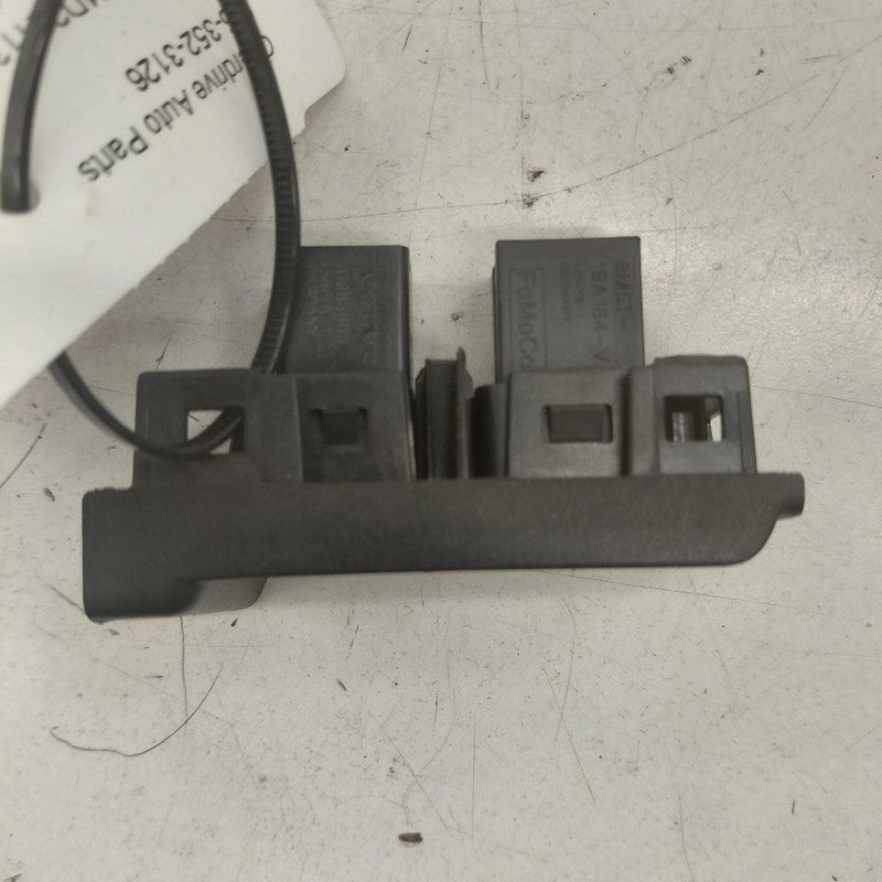 Volvo S60 USB Plug In Hub Port  2013 2014 2015