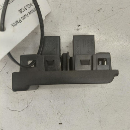 Volvo S60 USB Plug In Hub Port  2013 2014 2015