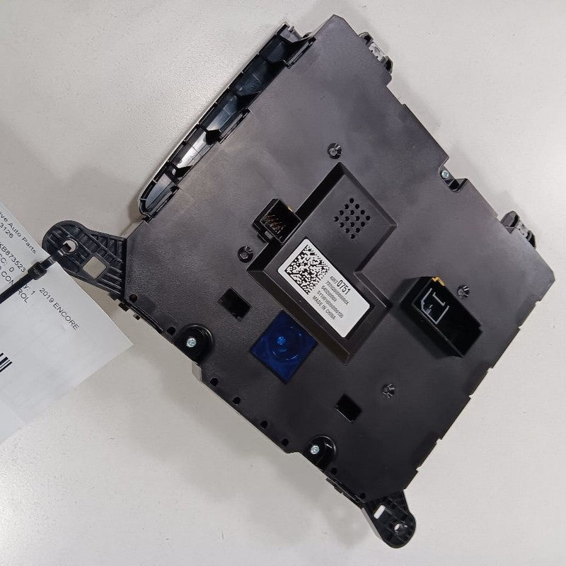 Audio Equipment Radio Display And Control Panel Fits 17-21 Buick Encor