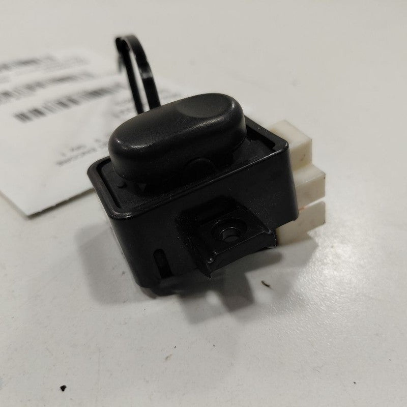 Buick Encore Passenger Right Front Seat Lumbar Switch {10343756} 2022 2021 2020 