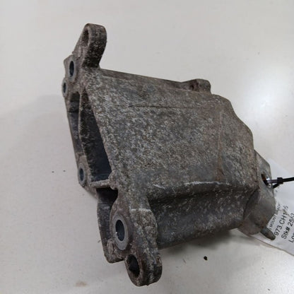 Chrysler 300 Engine Motor Mount Bracket Right Passenger 2015 2016 2017 2018 2017