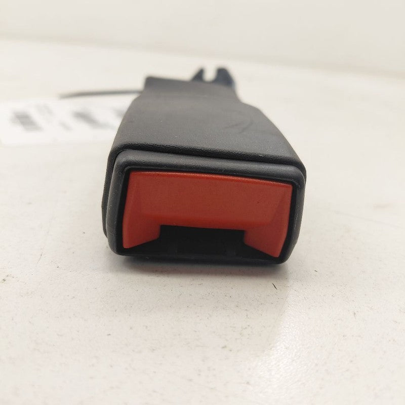 Chevy Volt Seat Belt Buckle Latch Right Passenger Rear Back  2019 2018