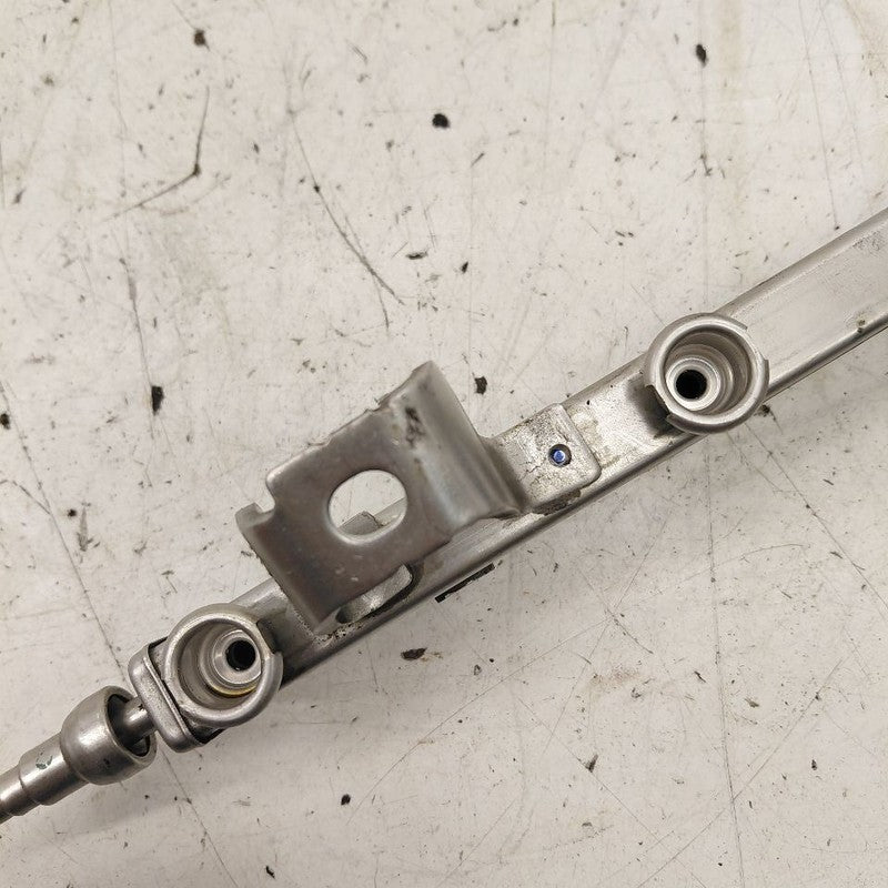 Ford Escape Fuel Rail Injection Injector Mount Bar  2.5 2020 2021 2022