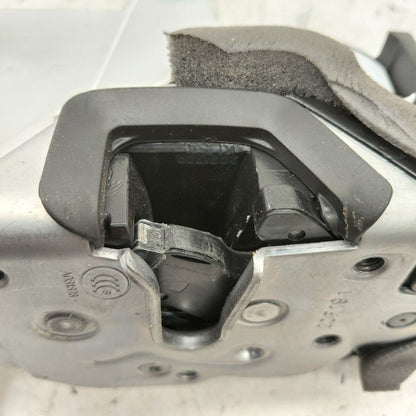 Chevy Trax Door Latch Lock Right Passenger Front  2022 2021
