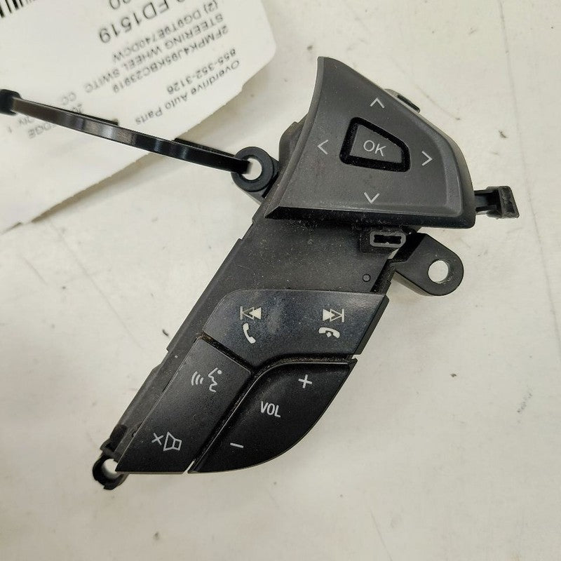 Ford Edge Steering Wheel Control Switch {DG9T9E740DCW} 2019 2020 2021 