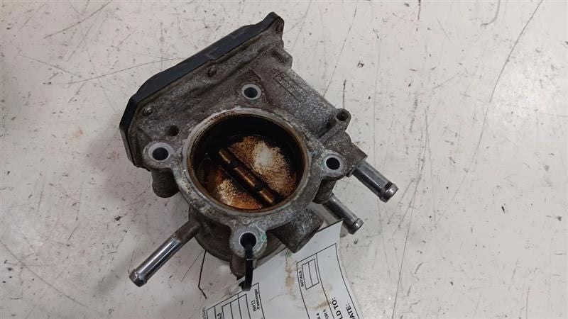 Throttle Body Valve Fits 12-19 ACCENT OEM