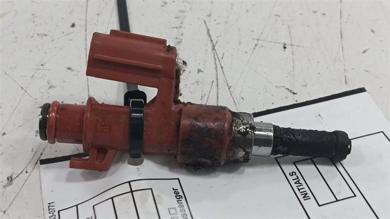 2320938030 Fuel Injection Injector Upper Port Fits 07-09 LEXUS LS460