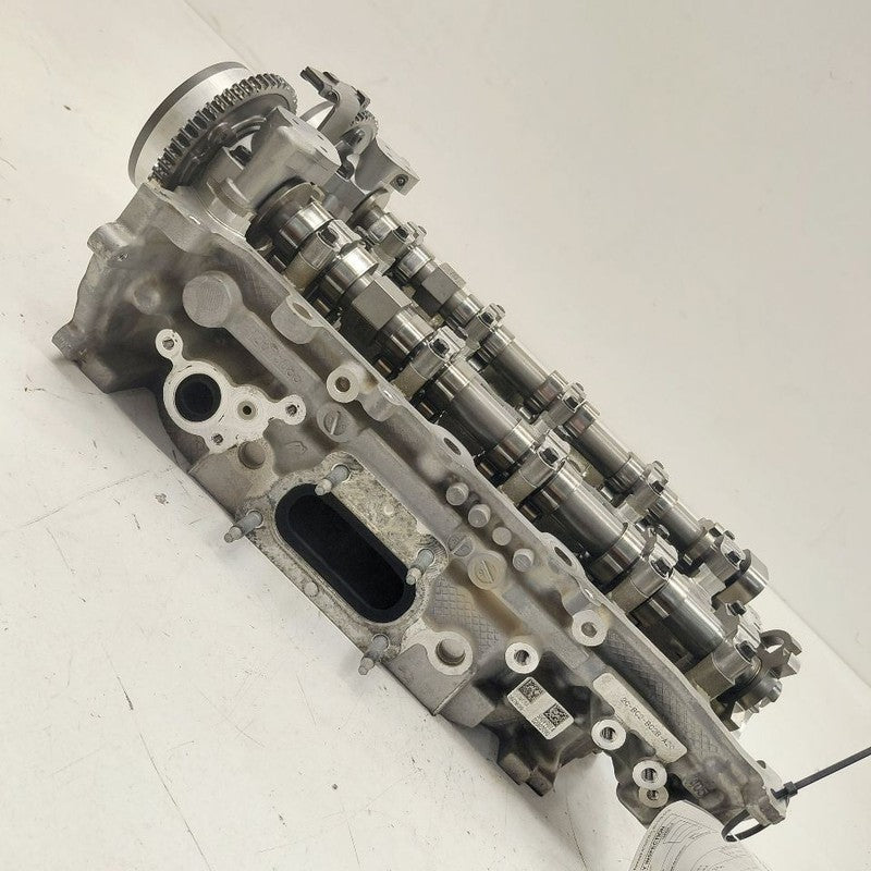 Engine Cylinder Head Fits 16-19 Chevy Volt OEM