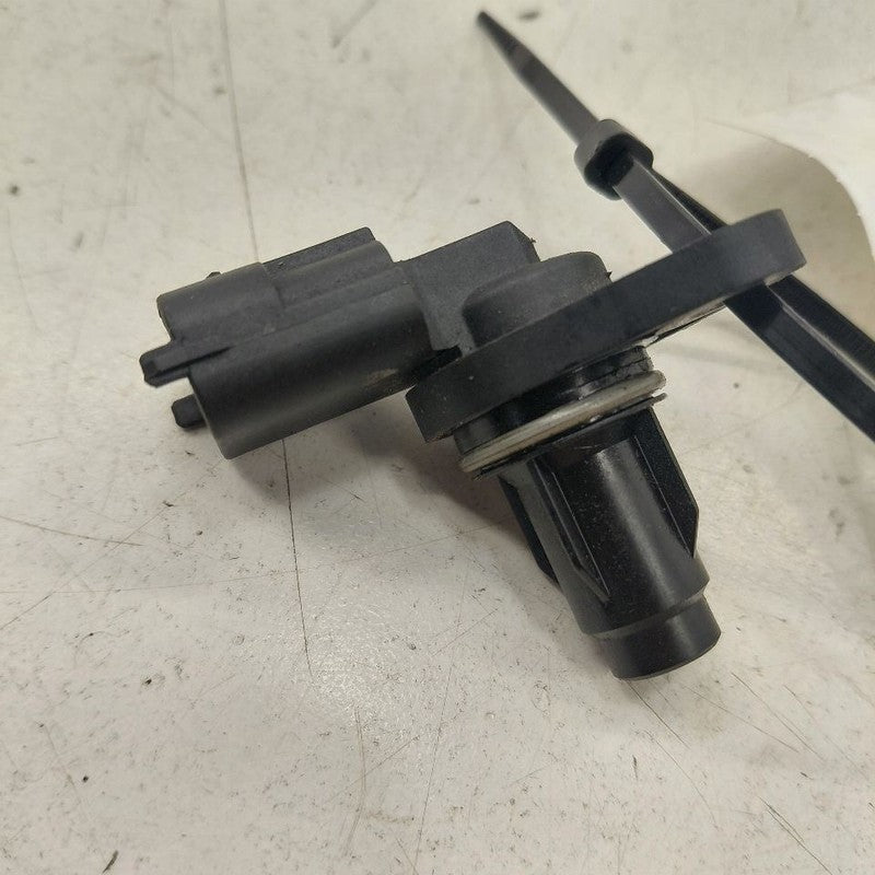 Hyundai Veloster Camshaft Cam Shaft Position Sensor  2017 2016 2015 20