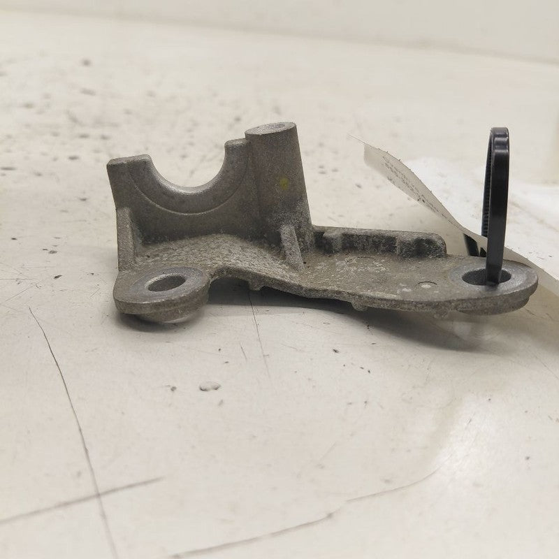 Buick Encore GX Shift Cable Mount Bracket  1.3 2022 2023 2024 2025