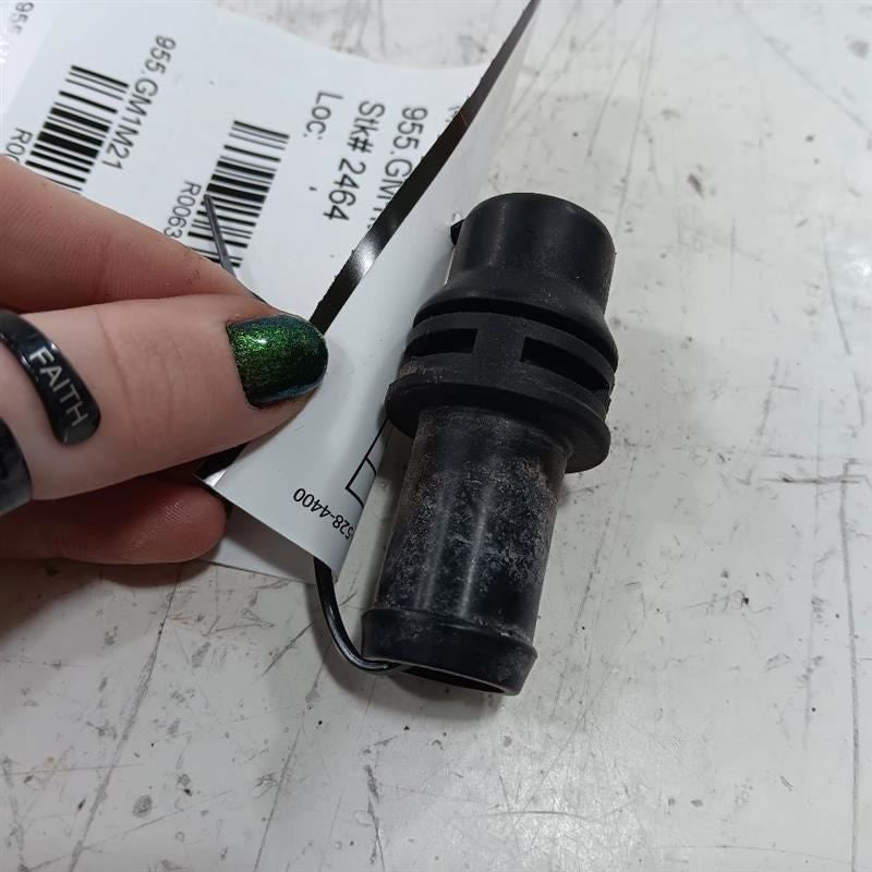 Chevy Malibu Radiator Hose Neck  2019 2020 2021 2022 2023 2024